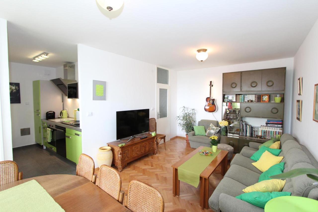 Apartment Elia Rovinj Exterior photo
